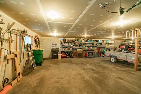 629 Huron Dr, Bismarck, ND 58503 photo 67