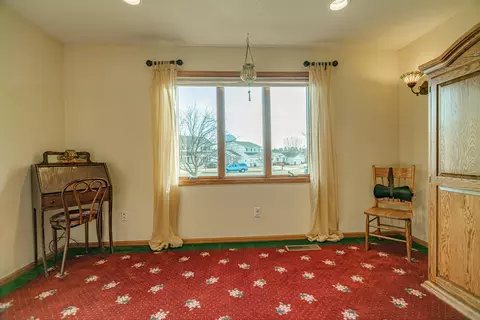 629 Huron Dr, Bismarck, ND 58503 photo 37