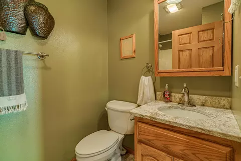 629 Huron Dr, Bismarck, ND 58503 photo 41
