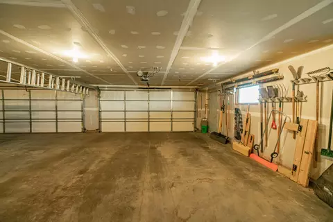 629 Huron Dr, Bismarck, ND 58503 photo 66