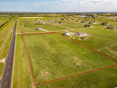 3291 James Dr N, Mandan, ND 58554 photo 5