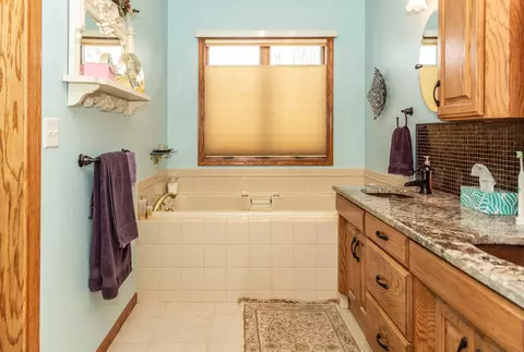 371 Napa Loop, Bismarck, ND 58504 photo 27