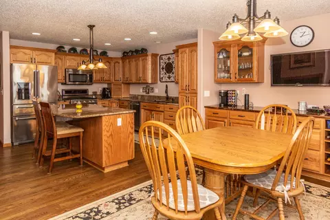 371 Napa Loop, Bismarck, ND 58504 photo 14