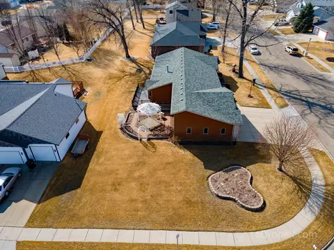 371 Napa Loop, Bismarck, ND 58504 photo 60