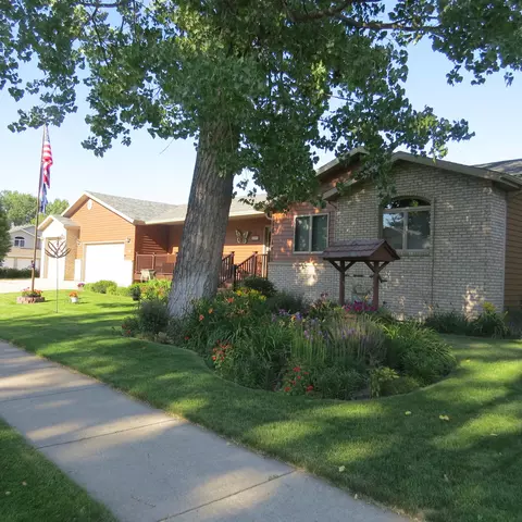 371 Napa Loop, Bismarck, ND 58504 photo 46