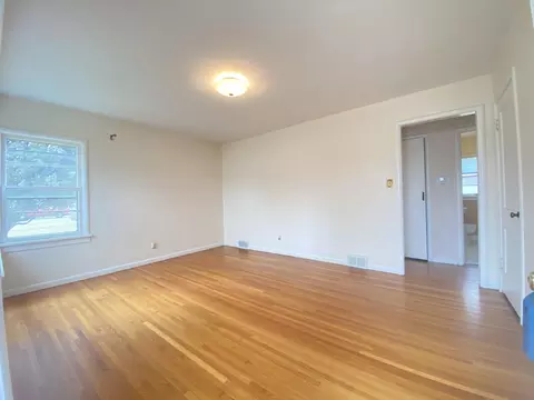 1302 N 4th St, Bismarck, ND 58501 photo 8