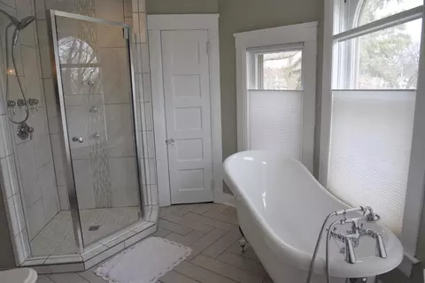 904 N 4th St, Bismarck, ND 58501 photo 6