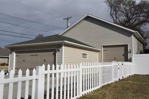 904 N 4th St, Bismarck, ND 58501 photo 53