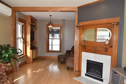 904 N 4th St, Bismarck, ND 58501 photo 4