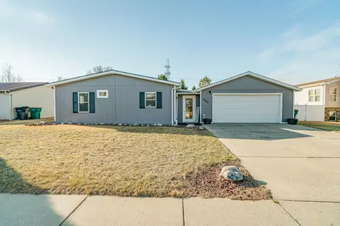3625 Jericho Rd, Bismarck, ND 58503 photo 1