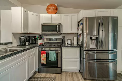 3625 Jericho Rd, Bismarck, ND 58503 photo 4