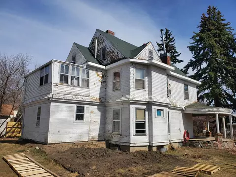403 3rd Ave NW, Mandan, ND 58554 photo 1