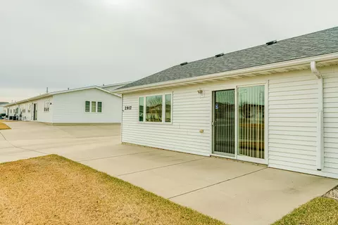 2917 Colorado Dr, Bismarck, ND 58503 photo 46