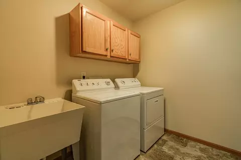 2917 Colorado Dr, Bismarck, ND 58503 photo 34