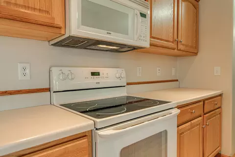 2917 Colorado Dr, Bismarck, ND 58503 photo 11