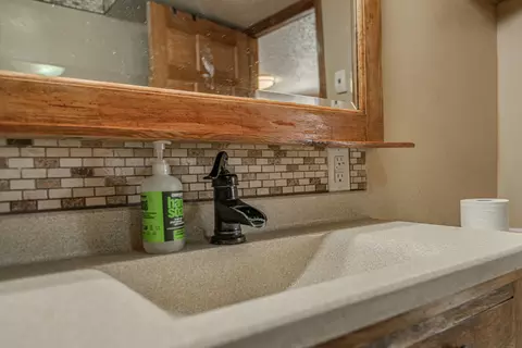 1932 N 5th St, Bismarck, ND 58501 photo 30