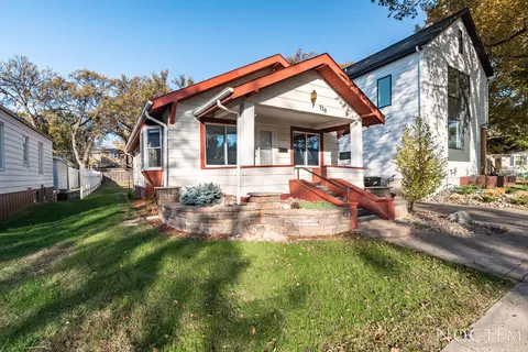 720 N 3rd St, Bismarck, ND 58501 photo 2