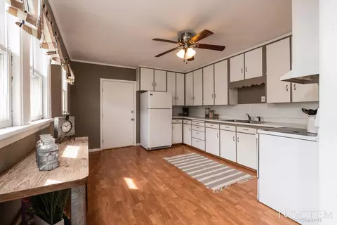 720 N 3rd St, Bismarck, ND 58501 photo 5