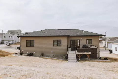 500 Fields Ct SE, Mandan, ND 58554 photo 41