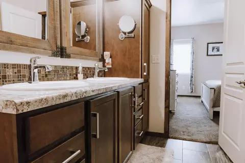 500 Fields Ct SE, Mandan, ND 58554 photo 25