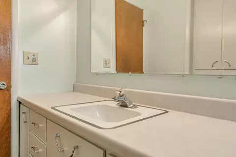 1138 Summit Blvd, Bismarck, ND 58504 photo 21