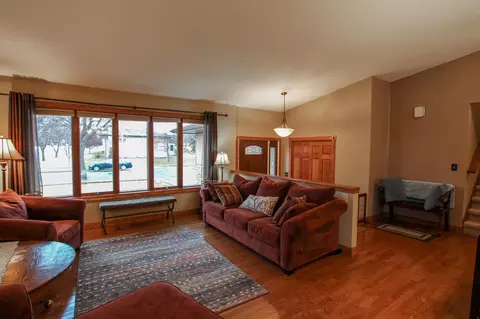 217 Quebec Ln, Bismarck, ND 58503 photo 5