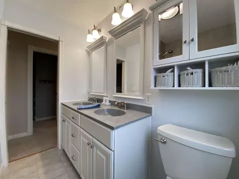 217 Quebec Ln, Bismarck, ND 58503 photo 42