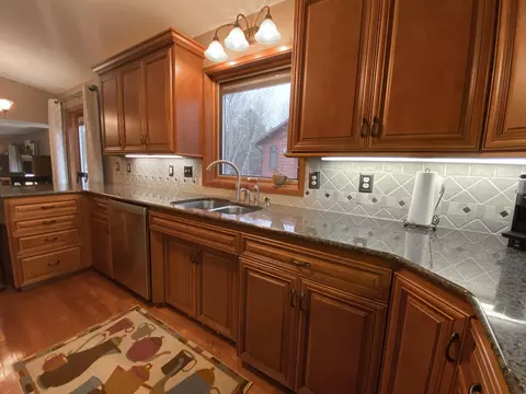 217 Quebec Ln, Bismarck, ND 58503 photo 9