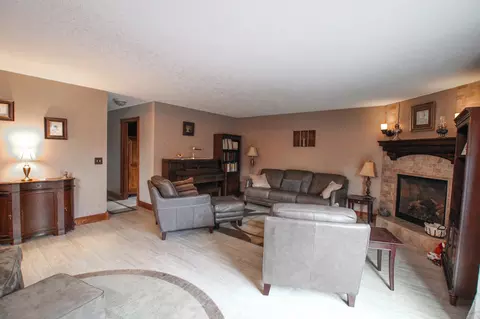 217 Quebec Ln, Bismarck, ND 58503 photo 23