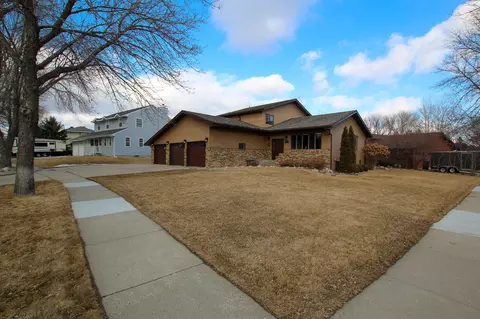 217 Quebec Ln, Bismarck, ND 58503 photo 77