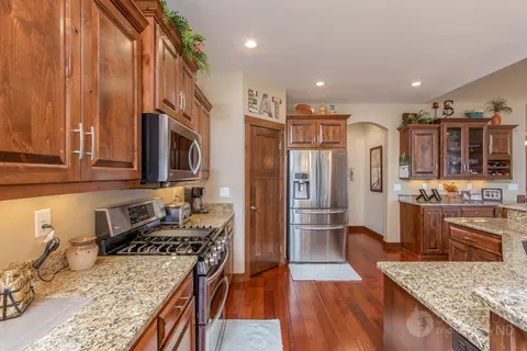 3519 Rooster Rd, Bismarck, ND 58503 photo 4