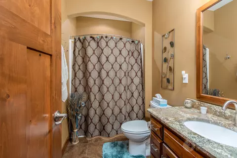 3519 Rooster Rd, Bismarck, ND 58503 photo 16