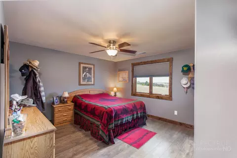 3519 Rooster Rd, Bismarck, ND 58503 photo 25