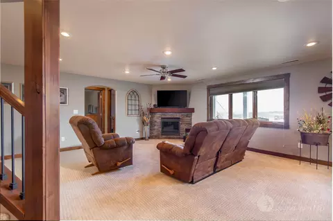 3519 Rooster Rd, Bismarck, ND 58503 photo 23