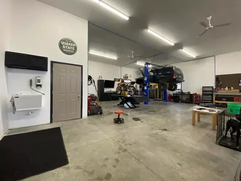 2478 Eugene Dr N, Mandan, ND 58554 photo 25