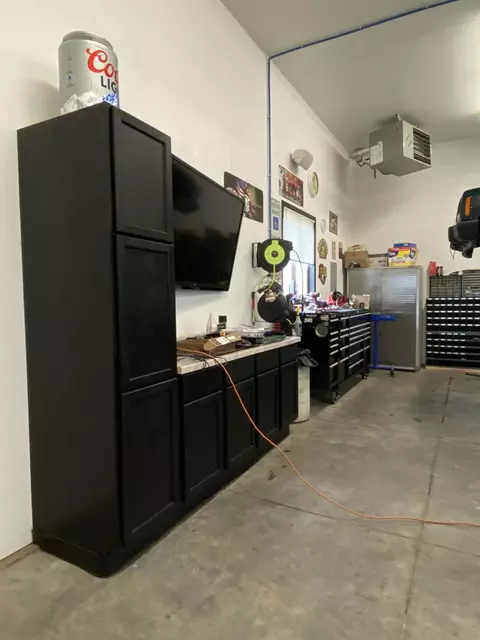 2478 Eugene Dr N, Mandan, ND 58554 photo 31