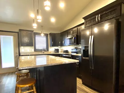 2478 Eugene Dr N, Mandan, ND 58554 photo 12