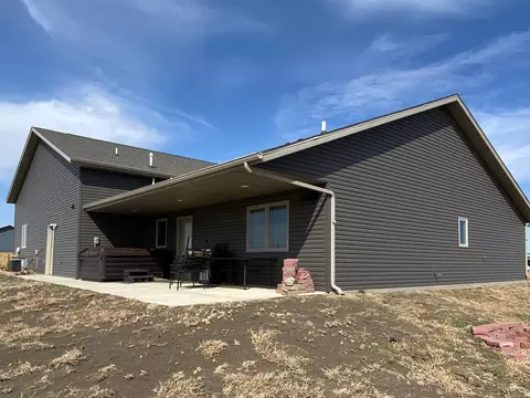 2478 Eugene Dr N, Mandan, ND 58554 photo 5