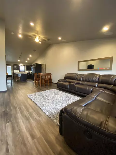 2478 Eugene Dr N, Mandan, ND 58554 photo 8