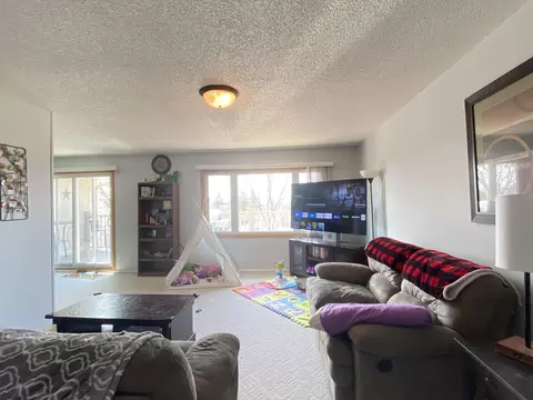 2217 E Ave E, Bismarck, ND 58501 photo 7
