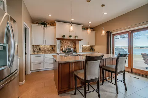 5014 Riverfront Pl, Mandan, ND 58554 photo 6