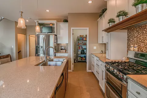 5014 Riverfront Pl, Mandan, ND 58554 photo 22