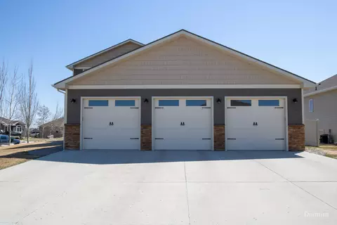 4826 Boulder Ridge Rd, Bismarck, ND 58503 photo 35