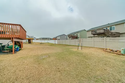 4812 Windsor St, Bismarck, ND 58503 photo 62