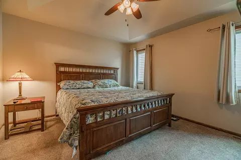 4812 Windsor St, Bismarck, ND 58503 photo 20