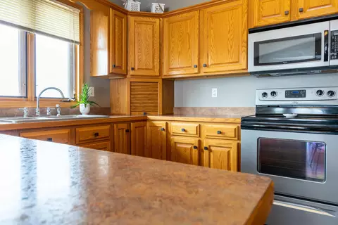 1930 Oregon Dr, Bismarck, ND 58503 photo 19