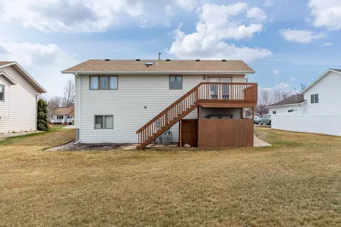 1930 Oregon Dr, Bismarck, ND 58503 photo 46