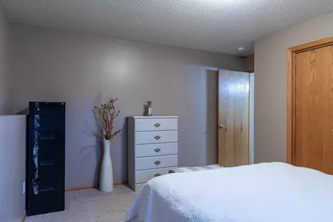 1930 Oregon Dr, Bismarck, ND 58503 photo 39
