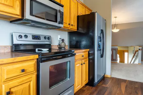 1930 Oregon Dr, Bismarck, ND 58503 photo 23