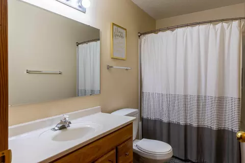 1930 Oregon Dr, Bismarck, ND 58503 photo 37